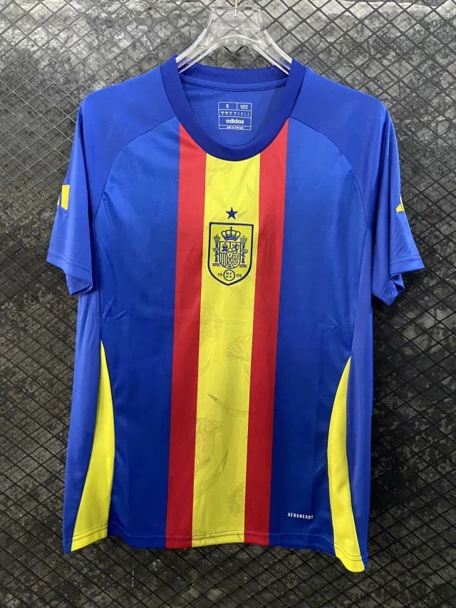 Equipacion especial azul España 2024